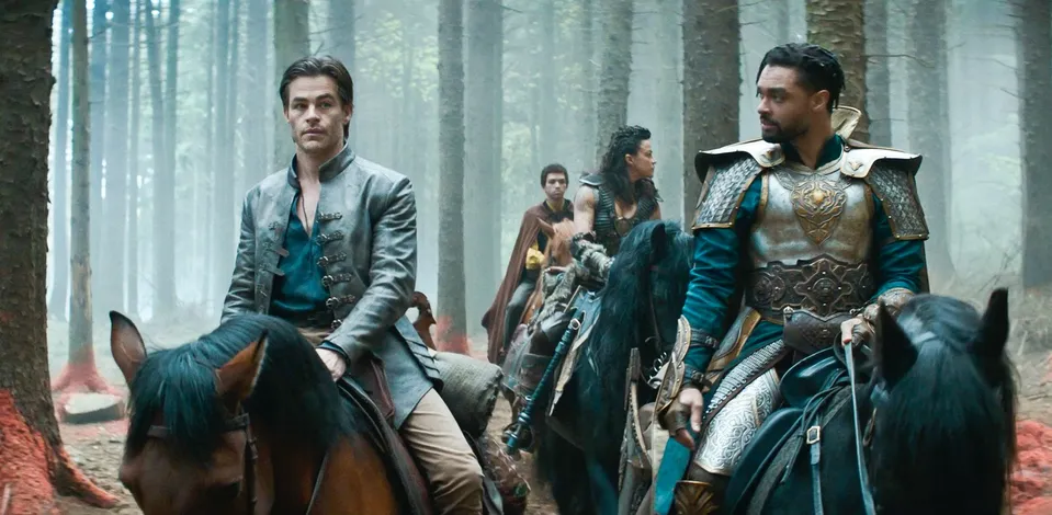 Dungeons &description:Chris Pine a Rege-Jean Page ve filmu Dungeons &source:Profimedia