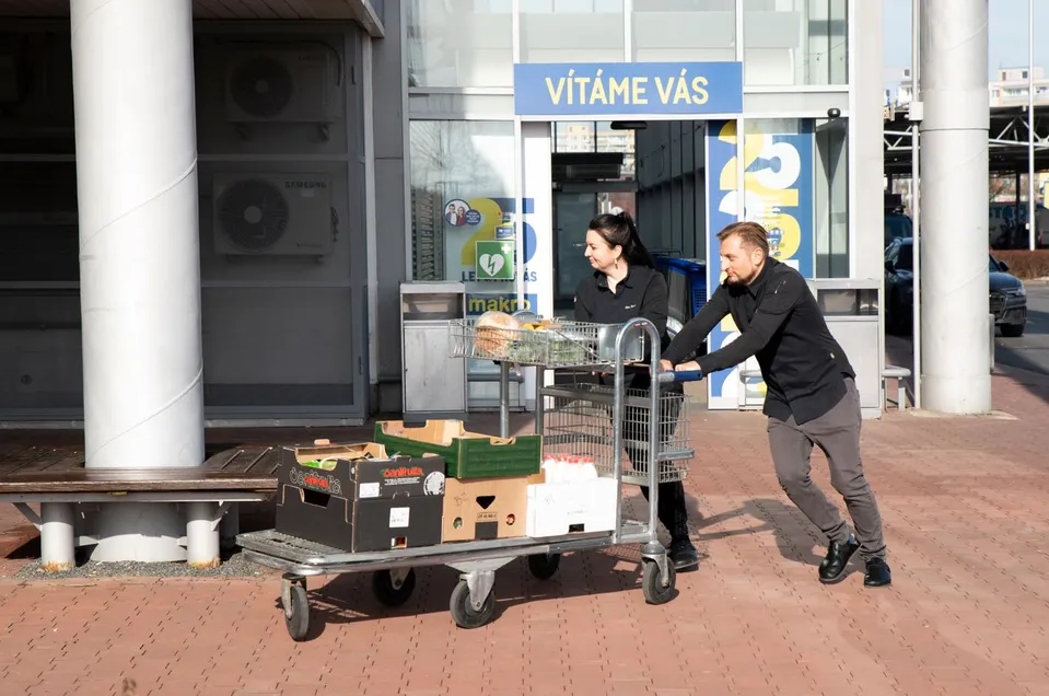 Restaurace Salabka nakupovala v Makru