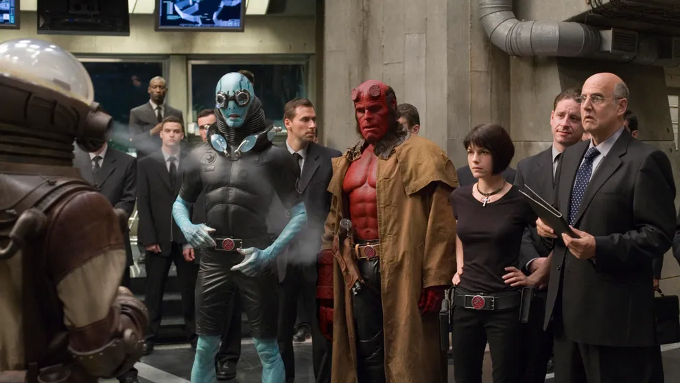 TO JE PARÁDA! Ron Perlman potřetí jako Hellboy!
