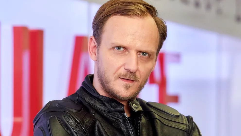 Nováček Sekora to v Kamenici rozsekne. Je tak lidský, až to bolí. Zabolí však hlavně jeho minulost