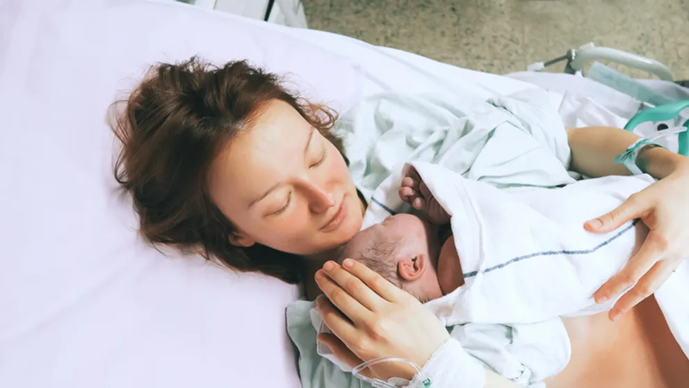 DULA U PORODU: Může rodičce opravdu pomoci? Co přesně vlastně dělá? Zdravotnické služby to nejsou