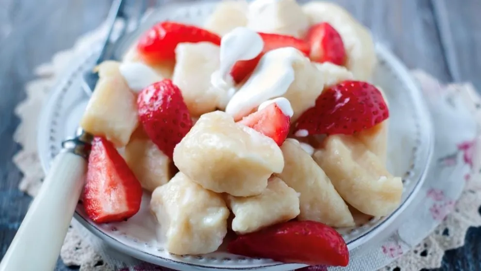 Recept od Besky z 18. 2. 2024: Tvarohové noky s ovocem