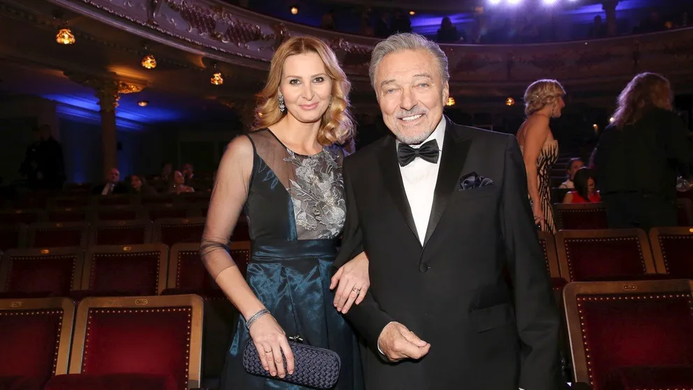Karel Gott a jeho lásky: Které ženy jej uchvátily, než potkal tu pravou?