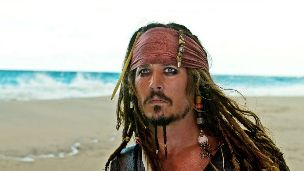 PIRÁTEM UŽ OD DĚTSTVÍ: Malý Johnny Depp vás dostane! Tenhle roztomilý sígr že kradl cigarety? FOTO