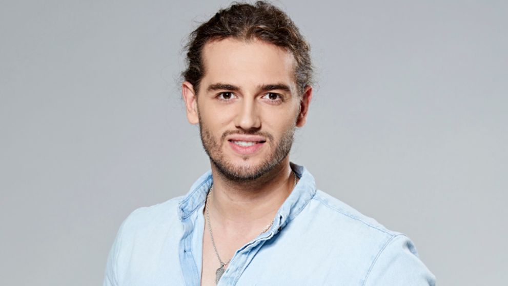FOTO: Jan Kopečný v povedené masce! Chtěl snad odhalit svou první proměnu v Tvojí tváři?