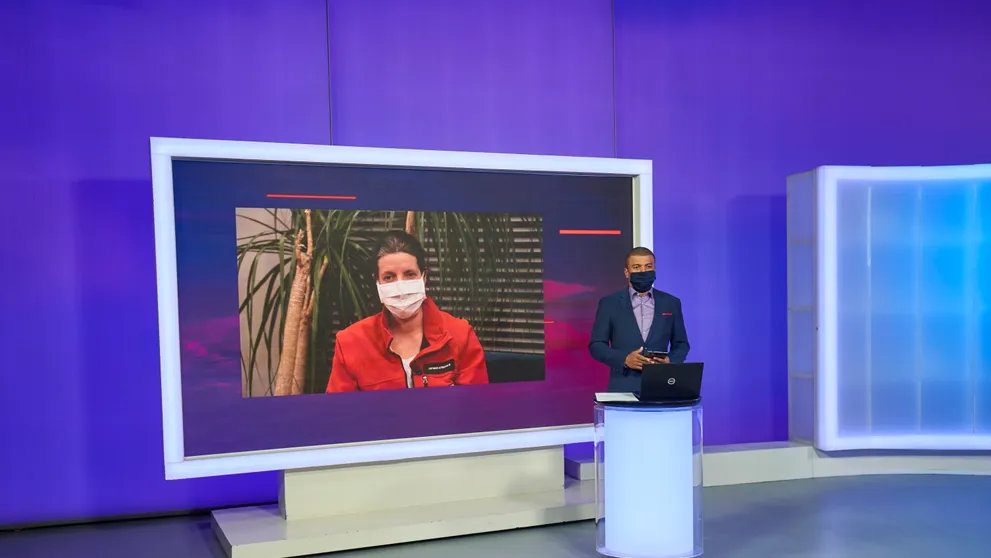 Dnešní díl pořadu Nova je s vámi bude věnován tématu školství! Zapojit se můžete i vy