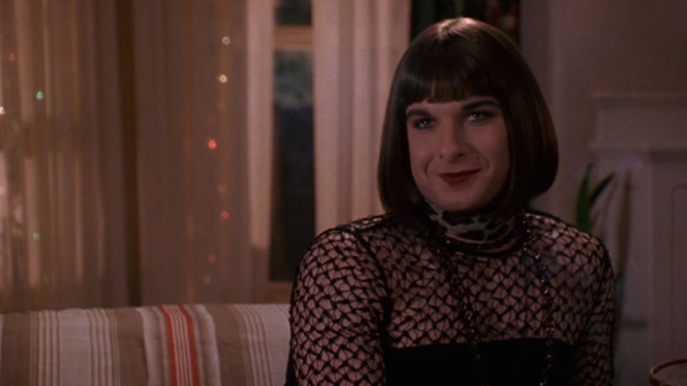 Dříve transvestita, nyní sexy chlap a idol žen! Poznáte slavného hollywoodského herce?
