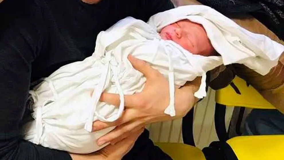 Krásné zprávy v Ordinaci: Narodilo se nové štěstí. Jmenuje se Tobiáš a jeho táta slaví s dědou