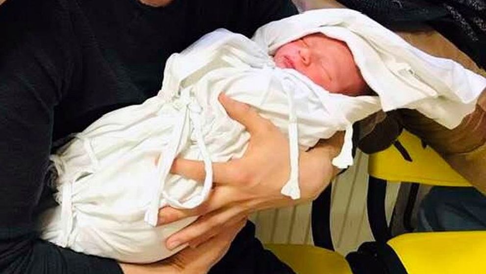 Krásné zprávy v Ordinaci: Narodilo se nové štěstí. Jmenuje se Tobiáš a jeho táta slaví s dědou