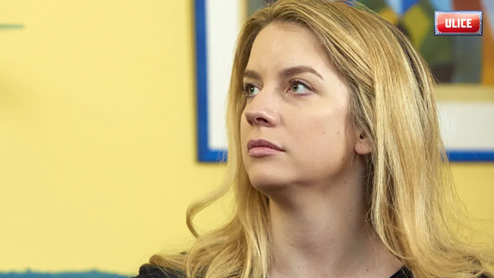 CELÝ DÍL ULICE: Monika v šoku! Jak zareaguje na tajný poměr svých rodičů?