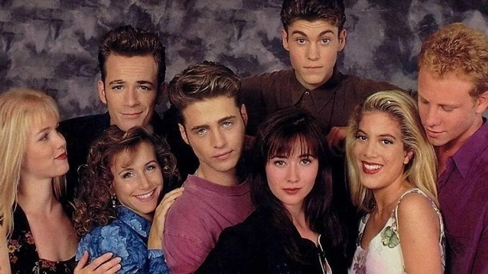 TO JE ŠÍLENÉ: Takhle se změnili puberťáci z Beverly Hills 90210 po 27 letech. Nepoznáte je!