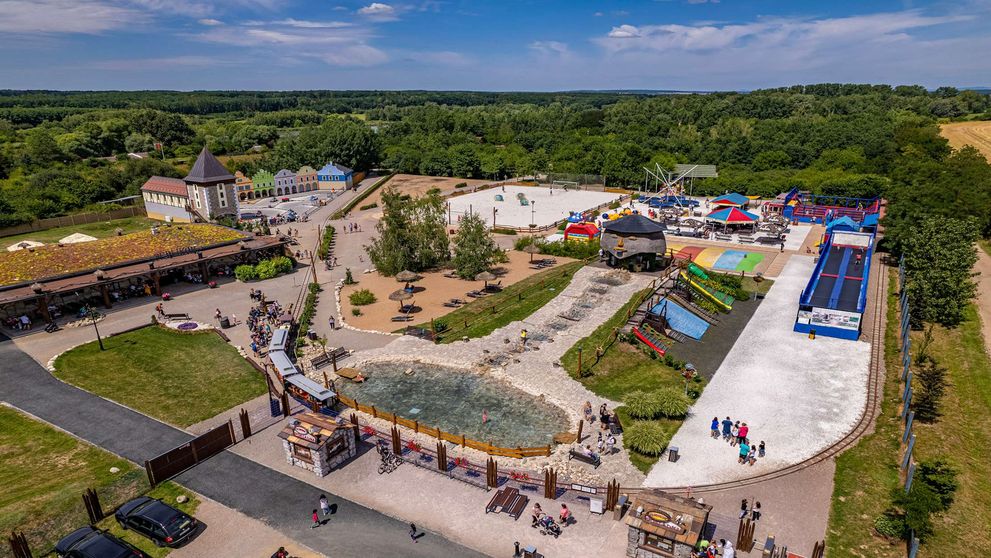Kdo vyhrál se Snídaní rodinné vstupné do volnočasového areálu Fajnpark?