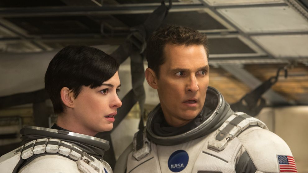 Původní závěr megahitu Interstellar: Scenárista hlavní hrdiny rozhodně nešetřil