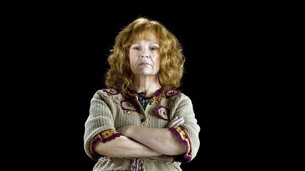 Takhle paní Weasleyovou neznáte! Než hrála v Harrym Potterovi, svlékla se v jiném filmu