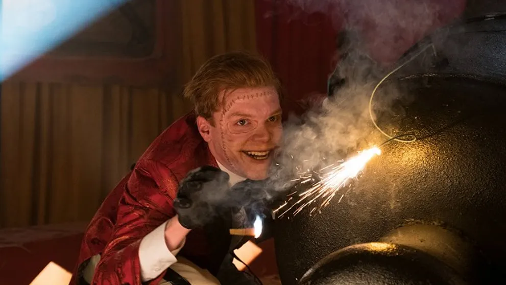 Seriál Gotham: Proč bylo studio Warner Bros. obviněno během natáčení z rasismu? Důvod byl prostý!