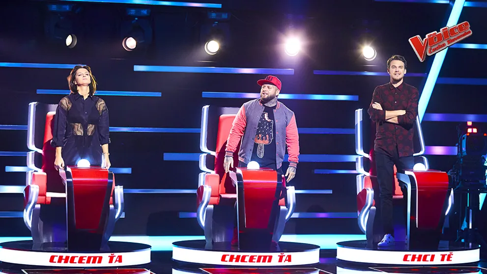 TOP MOMENTY 1. dílu The Voice: Koho balil Vojtěch Dyk v zákulisí?