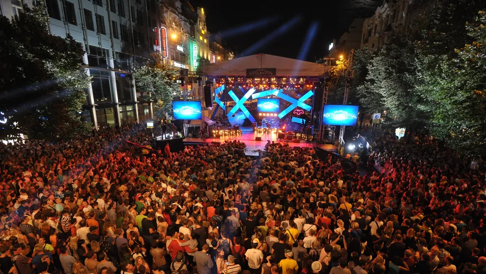 Víkend plný hudby a koktejlů: Vyrazte na Mattoni Koktejl Festival