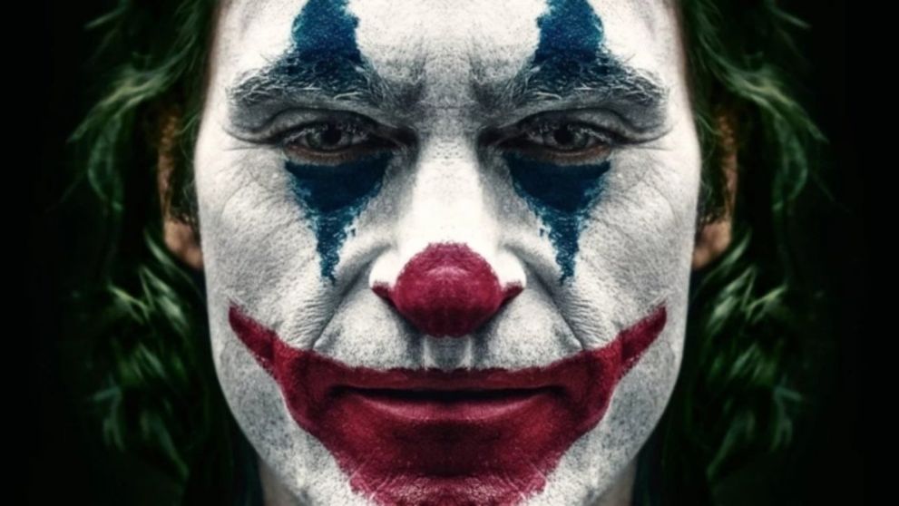 CVOK SYMBOLEM REVOLUCE: Phoenixův Joker ze sebe vydal vše. Proč si ho nenechat ujít?