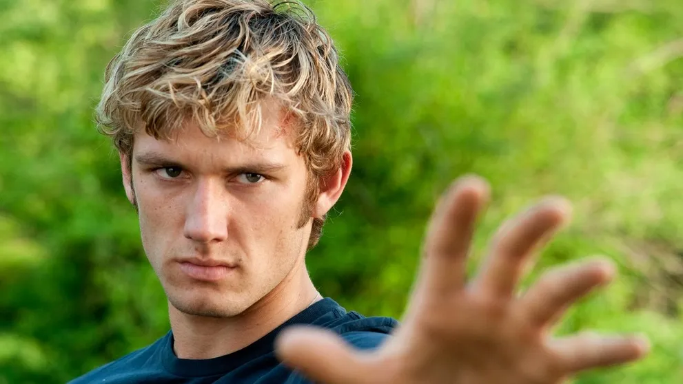 Alex Pettyfer v roli záhadného krasavce! Romantiku i akci si pro nás připravil ve filmu Jsem číslo 4!