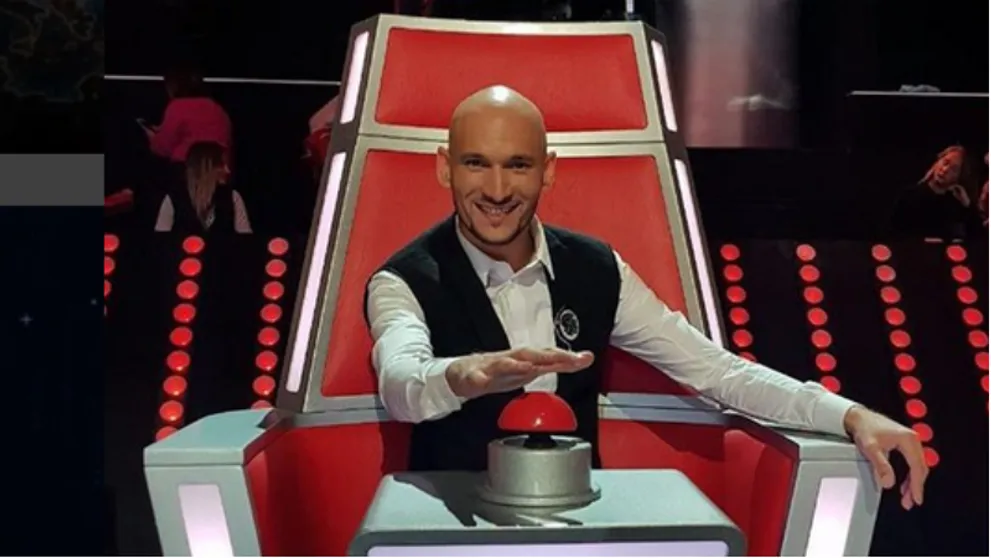 VIDEO: V ruské verzi THE VOICE se do finále dostal Čech! Zazpíval hit Karla Gotta v ruštině
