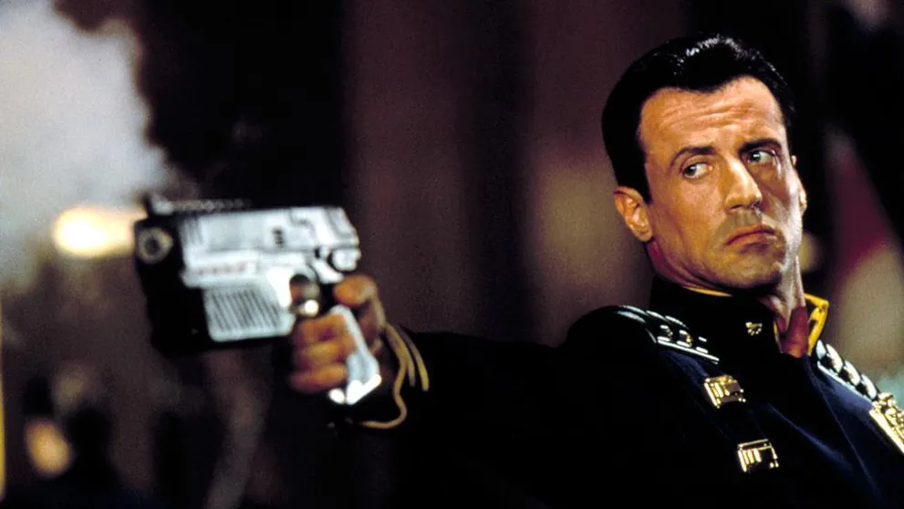 NESKUTEČNÉ: Sylvester Stallone jedním gestem naštval tisíce fanoušků. Tohle mu nikdy neodpustí!