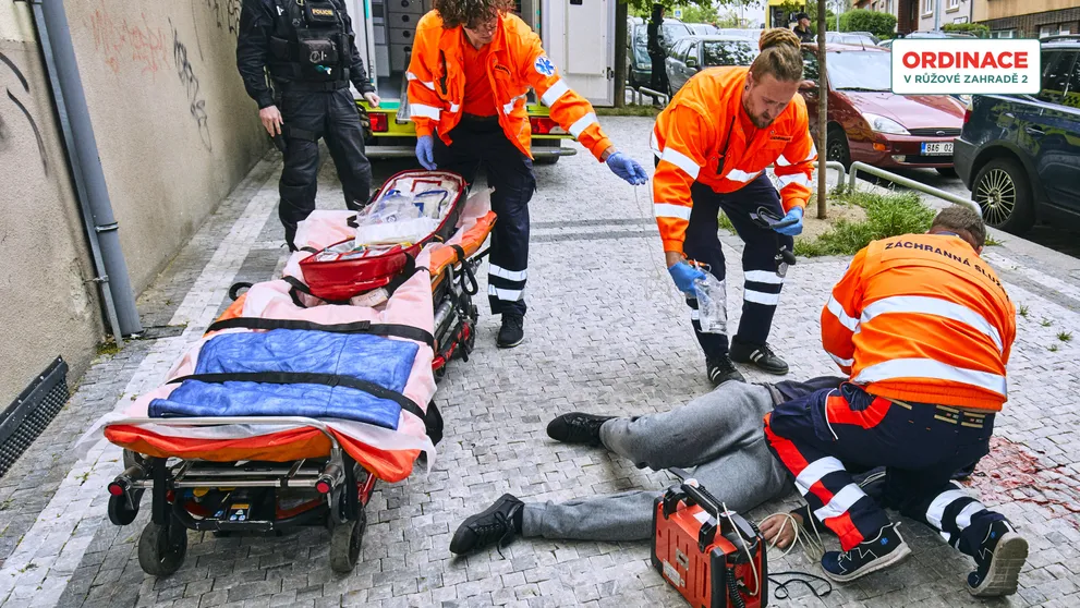 Smrt, svatba i nové tváře: Co přinesou poslední díly Ordinace před prázdninami?