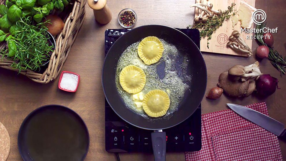 MasterChef recepty: Ravioli s houbami od Ester Vosátkové