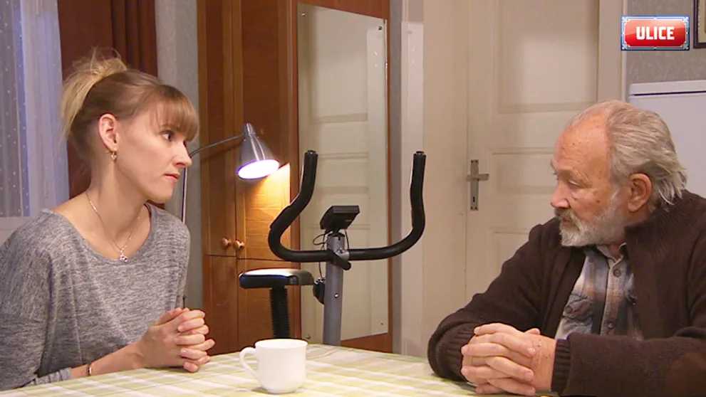 CELÝ 3415. DÍL ULICE: Adriana přemlouvá dědu, aby se vzdal bytu. Jak se jejich vztahy vyhrotí?