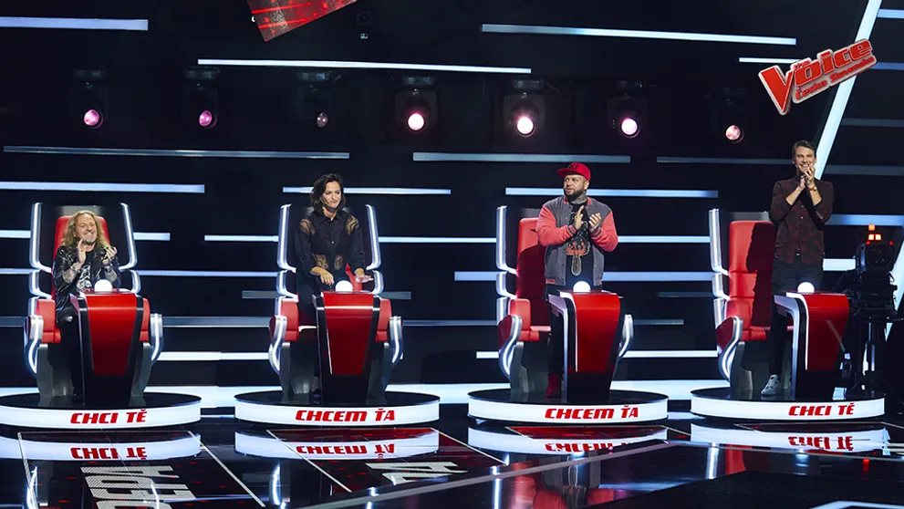 Dvanáct úžasných hlasů, ale jen osm volných míst: Kdo musel opustit soutěž The Voice Česko Slovensko?