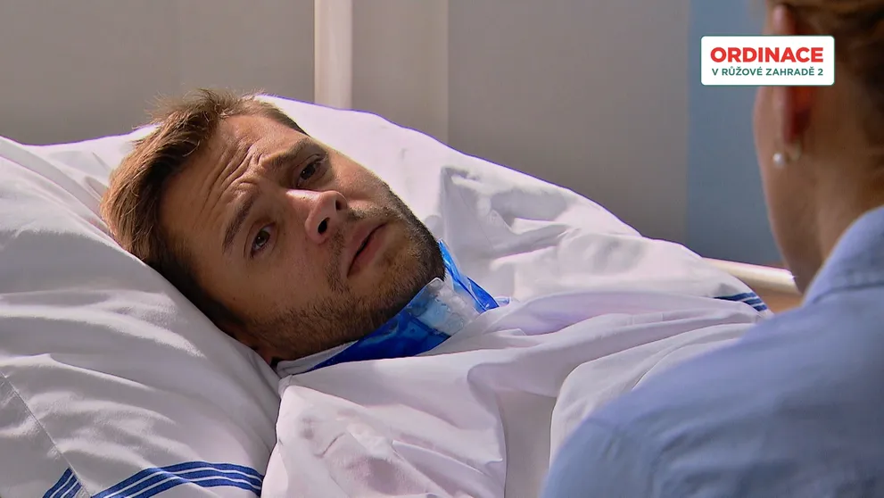 Celý 847. díl Ordinace: Zoufalé setkání Mariky se zbídačeným Adamem. Co po ní žádá?